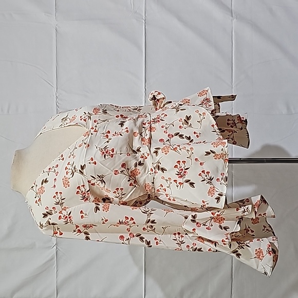 meraki Tops - Pretty Floral Top M Meraki